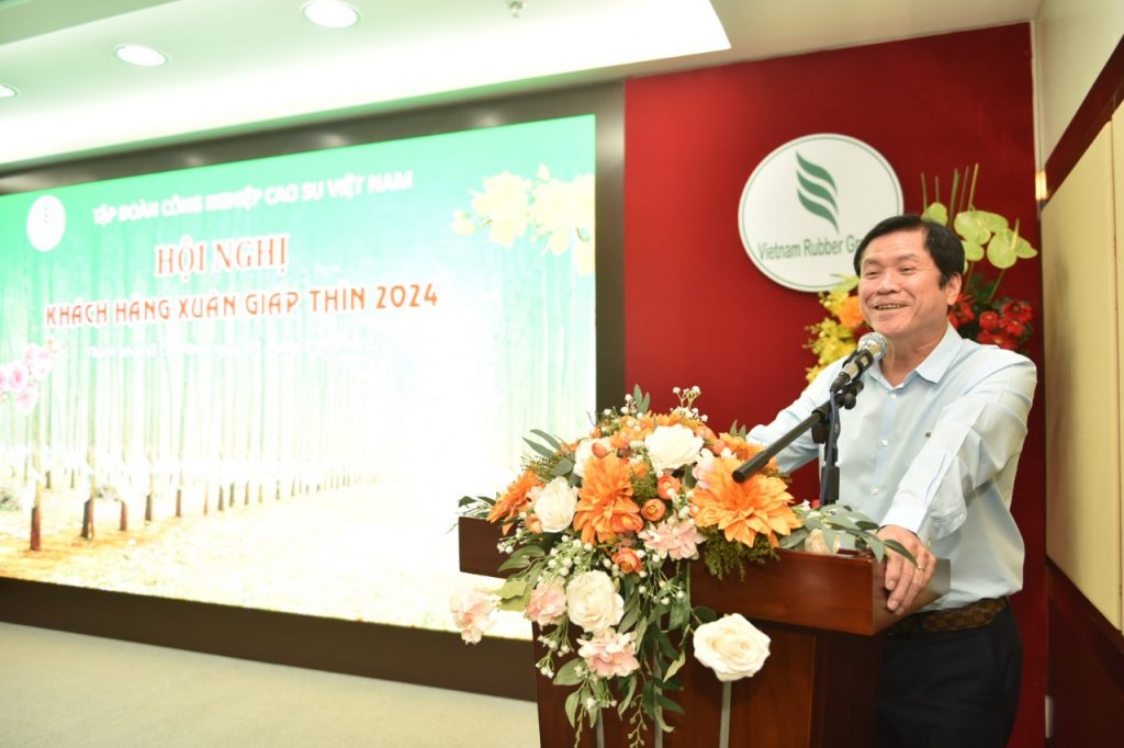VRG gặp mặt khách hàng đầu năm